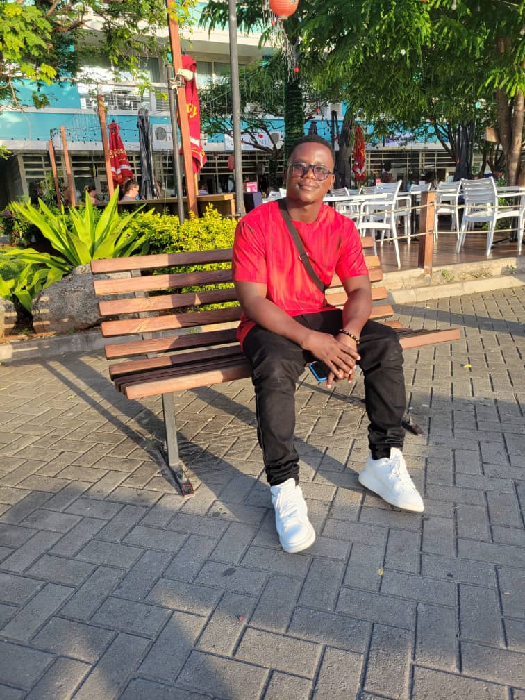 It's nice outside here.....🥂