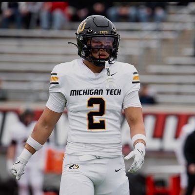 Michigan Tech DB Junyoung Chung Has Announced He Will Enter The Transfer Portal 

Chung Has 29T, 19 Solo, TFL, &amp; 4 PBUs For The Huskies Over The Past 2 Seasons

#GoCFB #CollegeFootball <a href="/JunyoungChung4/">Junyoung Chung</a> #FollowTheHuskies #CRTD