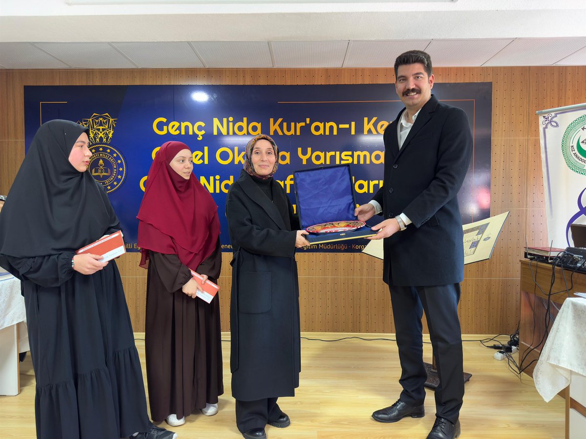 Kaymakamımız Sayın Kerem Tunçer, bu sene Korgan Kız Anadolu İmam Hatip Lisesi'nin ev sahipliği yaptığı Milli Eğitim Bakanlığınca   organize edilen Genç Nida Kız Öğrenciler Arası Kur'an-ı Kerim'i Güzel Okuma ve Genç Nida Kız Öğrenciler Arası Hafızlık Yarışması ödül törenine katldı