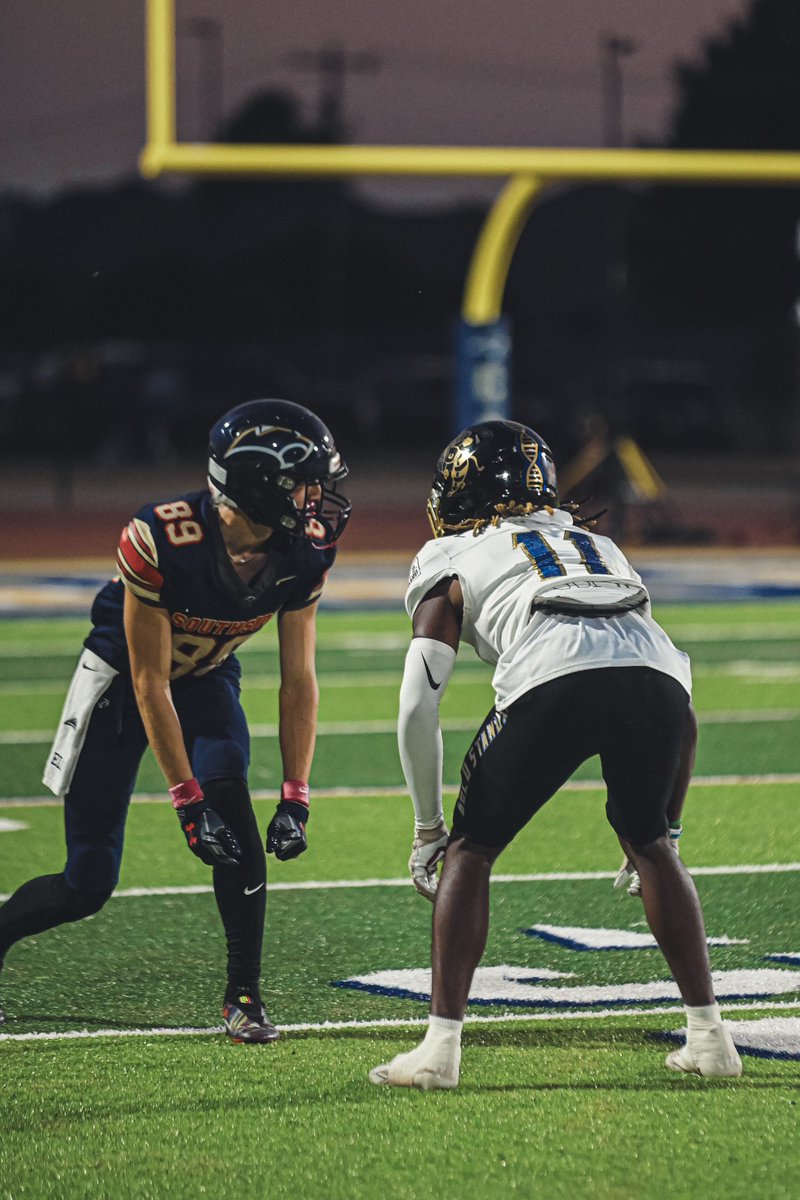 braylen_taylor_'s tweet image. Junior Season Highlights
hudl.com/v/2RJpSs