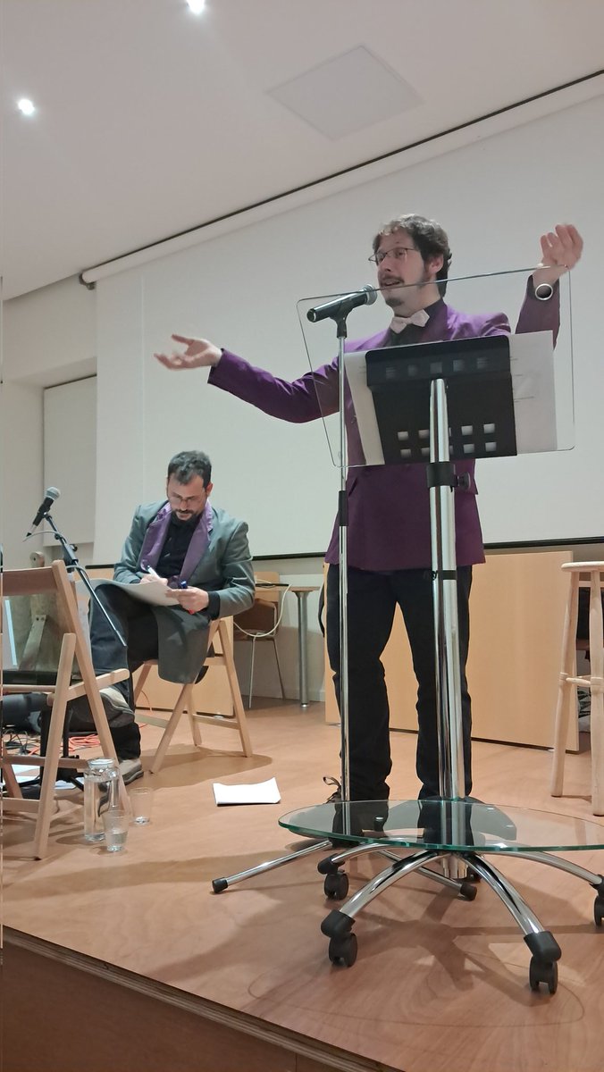 antoniveciana's tweet photo. Balaguer o Vayreda? Verdaguer o Faust?
@joseppedrals #Conesa https://t.co/oTotuTqBL9