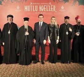 Eyüp sultan da yasin okurken ki gerginliği hiç yok, çok mutlu