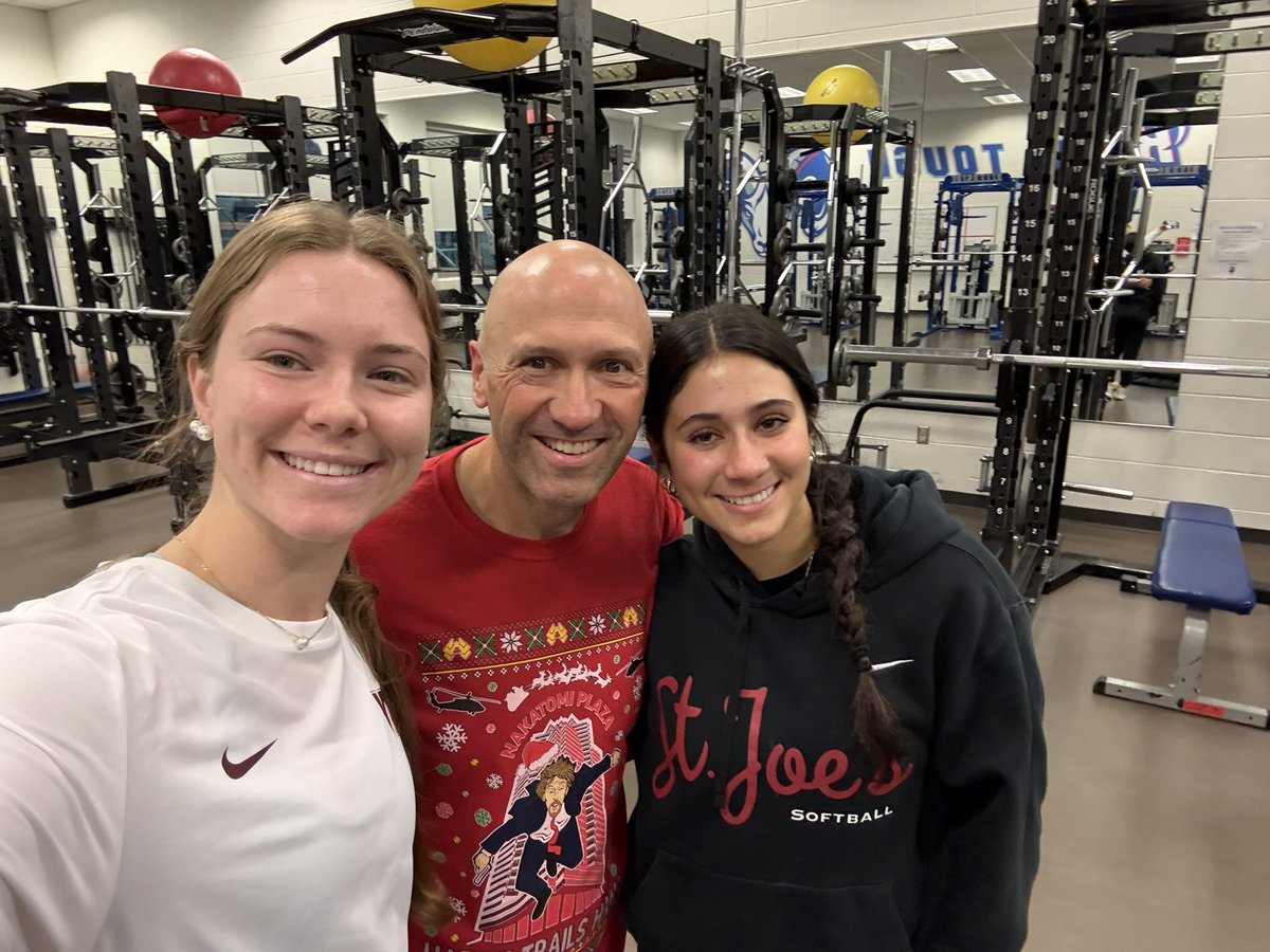 Riverside Rams Softball ๐ฅ (@riversideramssb) on Twitter photo Wrapped up our final 6AM weight room session of 2024 in style ๐๐ช ๐#HolidayEdition! Huge thanks to special guest stars <a href="/haileyp2024/">Hailey Peterson</a> (<a href="/SJUHawks_SB/">SJU Hawks Softball</a>) & <a href="/charlottem2024/">Charlotte Moore</a> (<a href="/HokiesSoftball/">Virginia Tech Softball</a>) for bringing the energy. Letโs carry this momentum into the new year! ๐ฅ๐ฅ #LND Wrapped up our final 6AM weight room session of 2024 in style ๐๐ช ๐#HolidayEdition! Huge thanks to special guest stars <a href="/haileyp2024/">Hailey Peterson</a> (<a href="/SJUHawks_SB/">SJU Hawks Softball</a>) & <a href="/charlottem2024/">Charlotte Moore</a> (<a href="/HokiesSoftball/">Virginia Tech Softball</a>) for bringing the energy. Letโs carry this momentum into the new year! ๐ฅ๐ฅ #LND