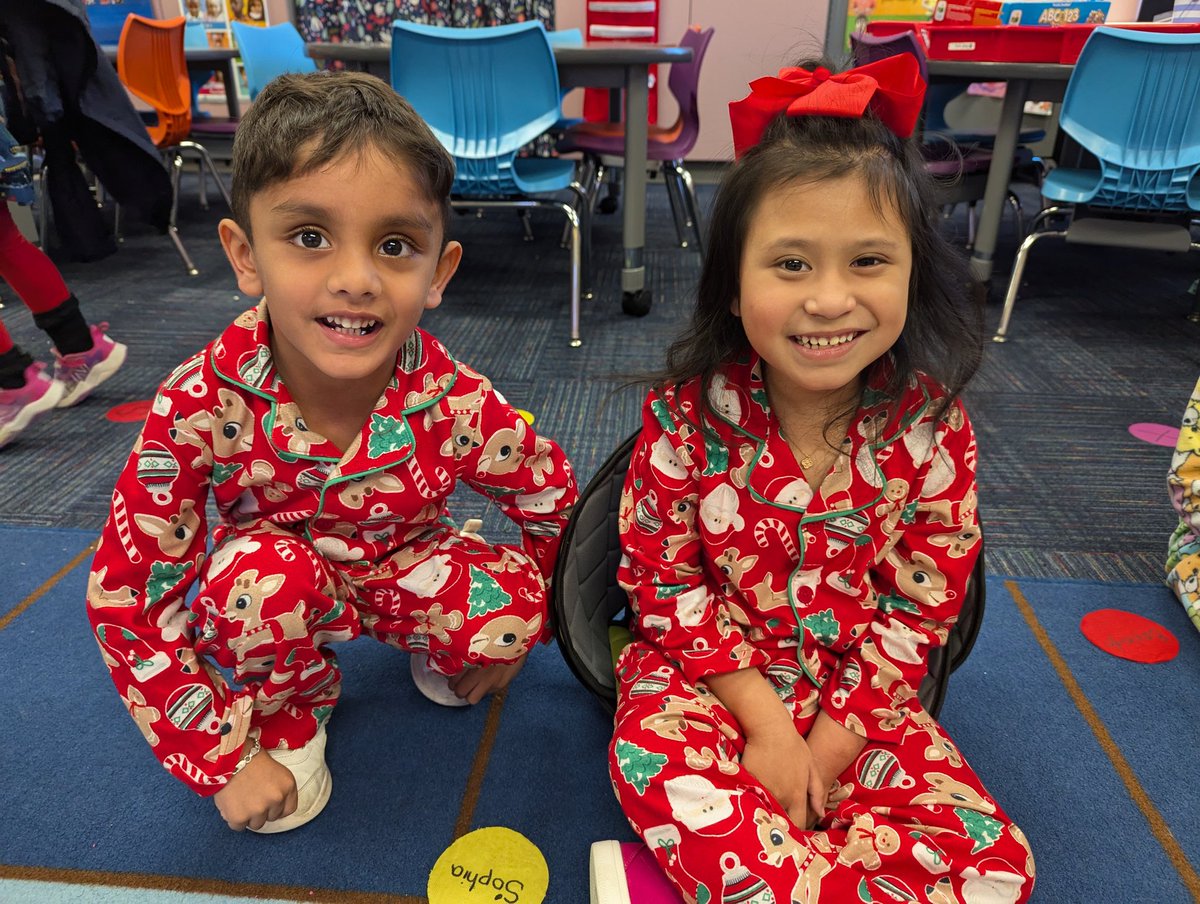 Matching jammies for Polar Express day! <a href="/OCTaylorTigers/">O.C. Taylor Elem</a> <a href="/EarlyGcisd/">GCISD EARLY CHILDHOOD</a>