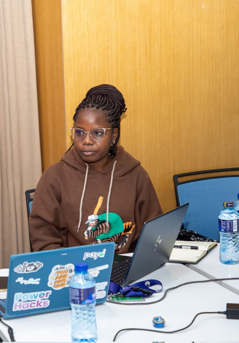 esamoiuni's tweet photo. Congratulations to Naomi Mobagi, a 5th year Telecommunications engineering student, together with her teammates for emerging 3rd best at the first Huawei Appcube Hackathon event held on the 2nd to 6th of December this year. 
# HuaweiAppCubeHackathon @HuaweiKenya https://t.co/NVZoNUQOF0