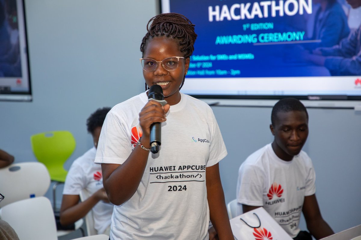 esamoiuni's tweet photo. Congratulations to Naomi Mobagi, a 5th year Telecommunications engineering student, together with her teammates for emerging 3rd best at the first Huawei Appcube Hackathon event held on the 2nd to 6th of December this year. 
# HuaweiAppCubeHackathon @HuaweiKenya https://t.co/NVZoNUQOF0