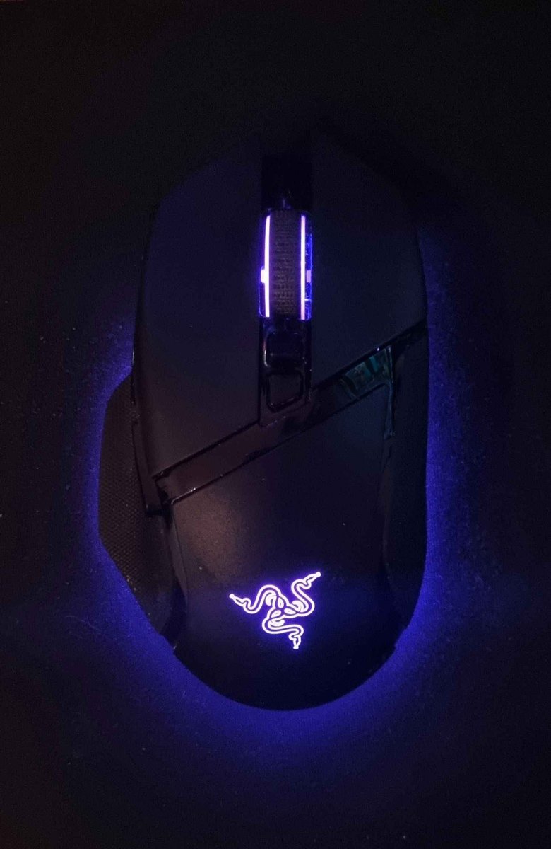 Ulnit (@ulnit1) on Twitter photo Loving my new razer gear, this is the best wireless mouse i have used! Thank you <a href="/TeamRazer/">Team RΛZΞR</a>❤️
#ForThePro Loving my new razer gear, this is the best wireless mouse i have used! Thank you <a href="/TeamRazer/">Team RΛZΞR</a>❤️
#ForThePro