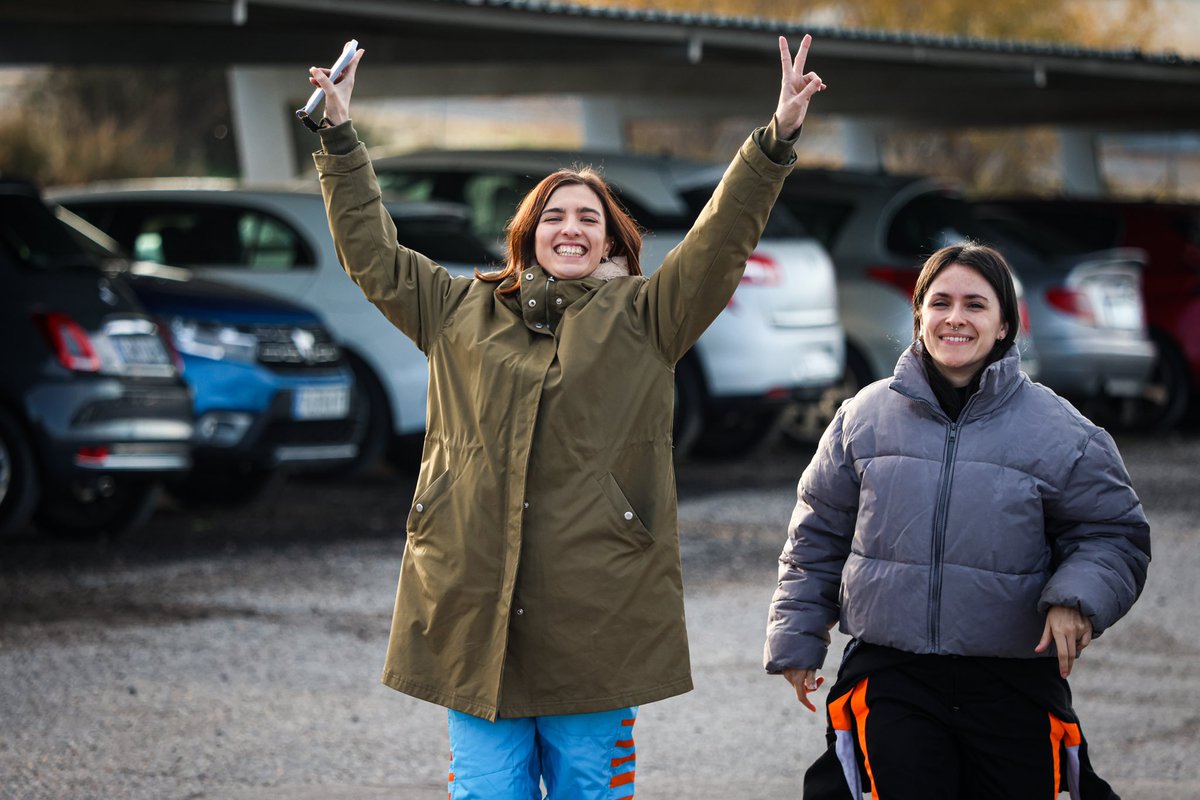 He llegado a la conclusión de que el <a href="/GPPiston/">GP Pistón 🏆</a> es como DisneyLand. Que es donde tus sueños se hacer realidad. Así mi cara de felicidad

Me faltan formas de dar gracias a <a href="/Hales_F1/">Alejandro Ruiz-Cabello</a> <a href="/OscarRuizGT/">Óscar Ruiz</a> <a href="/RR_G3mma/">Gemmo</a> y toda la gente que hay detrás por organizar esta locura 🧡 

Os 🧡 siempre