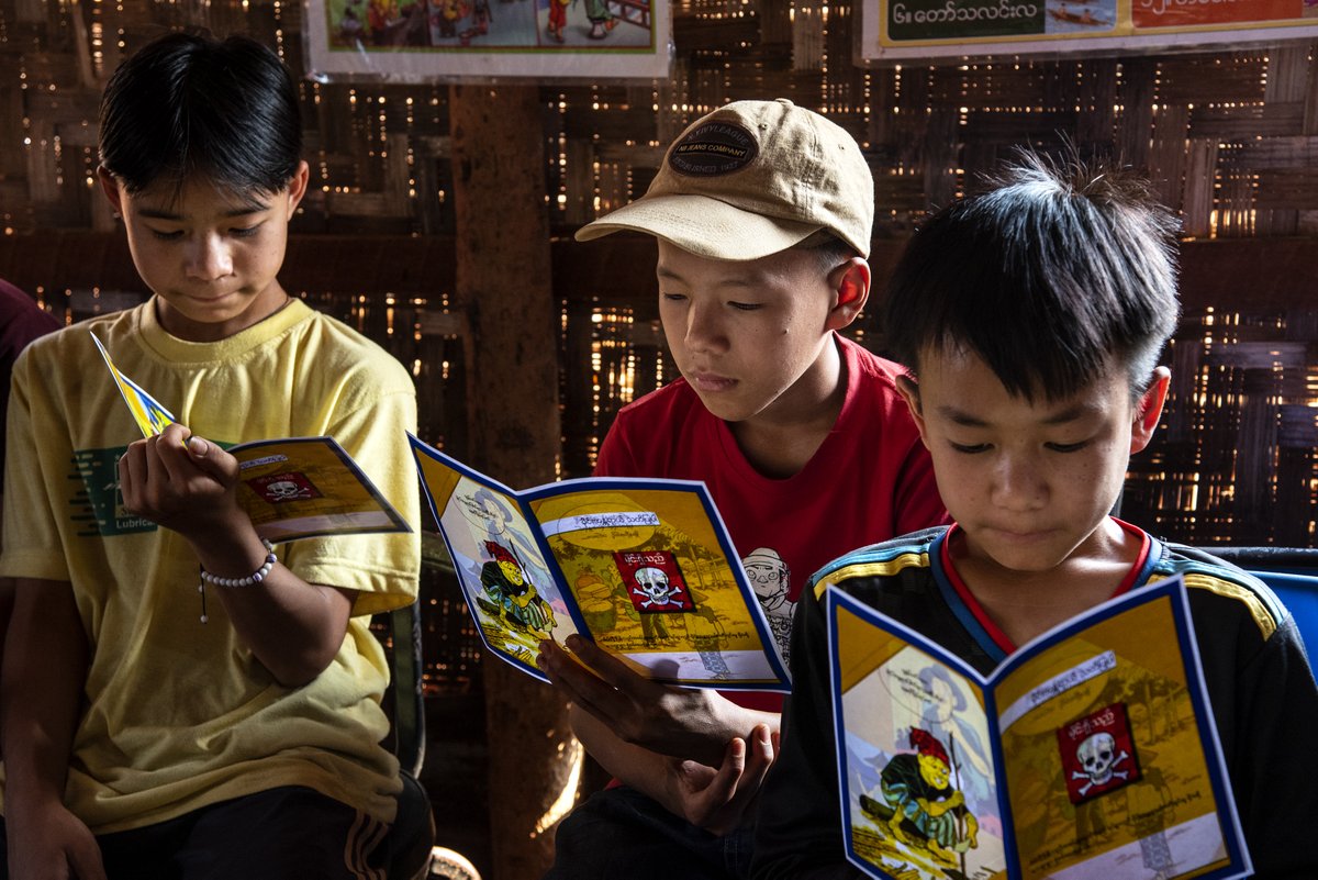 2024 was a year of full of progress but also challenges for children's right to education.

Looking forward to the new year, we recommit to harnessing the power of the collective to strengthen Education in Emergencies responses, for children around the globe.

Happy holidays!