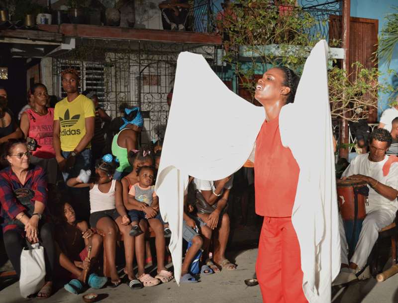 Fátima Patterson P..., Premio Nacional de Teatro 2017: "Para mí La Guantanamera es un fiesta gigante que recoge la mayoría de las tradiciones en esta provincia, en este territorio tan rico y vasto de elementos culturales propios, que no se ven en ningún otro lugar"#CubaEsCultura