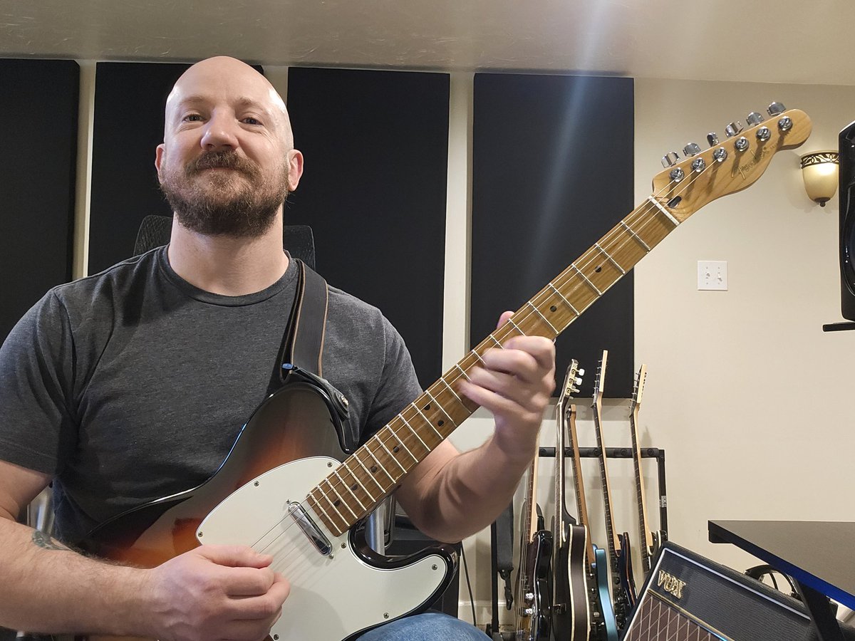 TtwPatrick's tweet photo. Sharpening the skills! 🎸
#GuitarPractice #musicislife #guitarteacher https://t.co/d9yIedt7IT