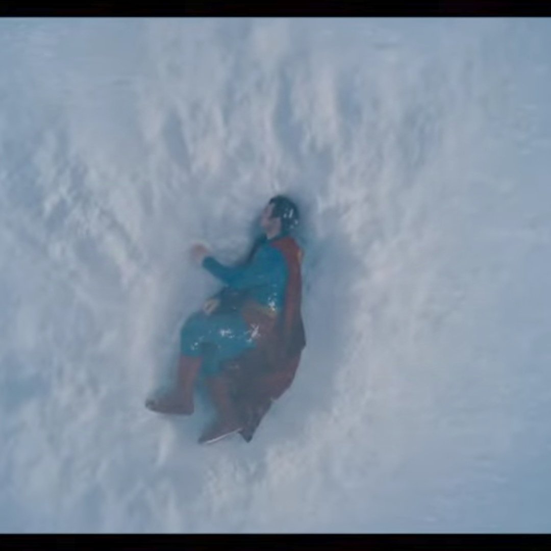 NebulaZR88's tweet photo. Con esta referencia la película ya es un exitazo 🤯🤣🤣🤣
#Superman2025 #ManOfSteel #Superman #DCUniverse #SuperheroMovie #SupermanTrailer #DCEU #SupermanInTheSnow #MovieTeaser #SupermanFans #DCComics #ActionMovie #HeroicMoment #SupermanFallen https://t.co/2Xuez2vlxq
