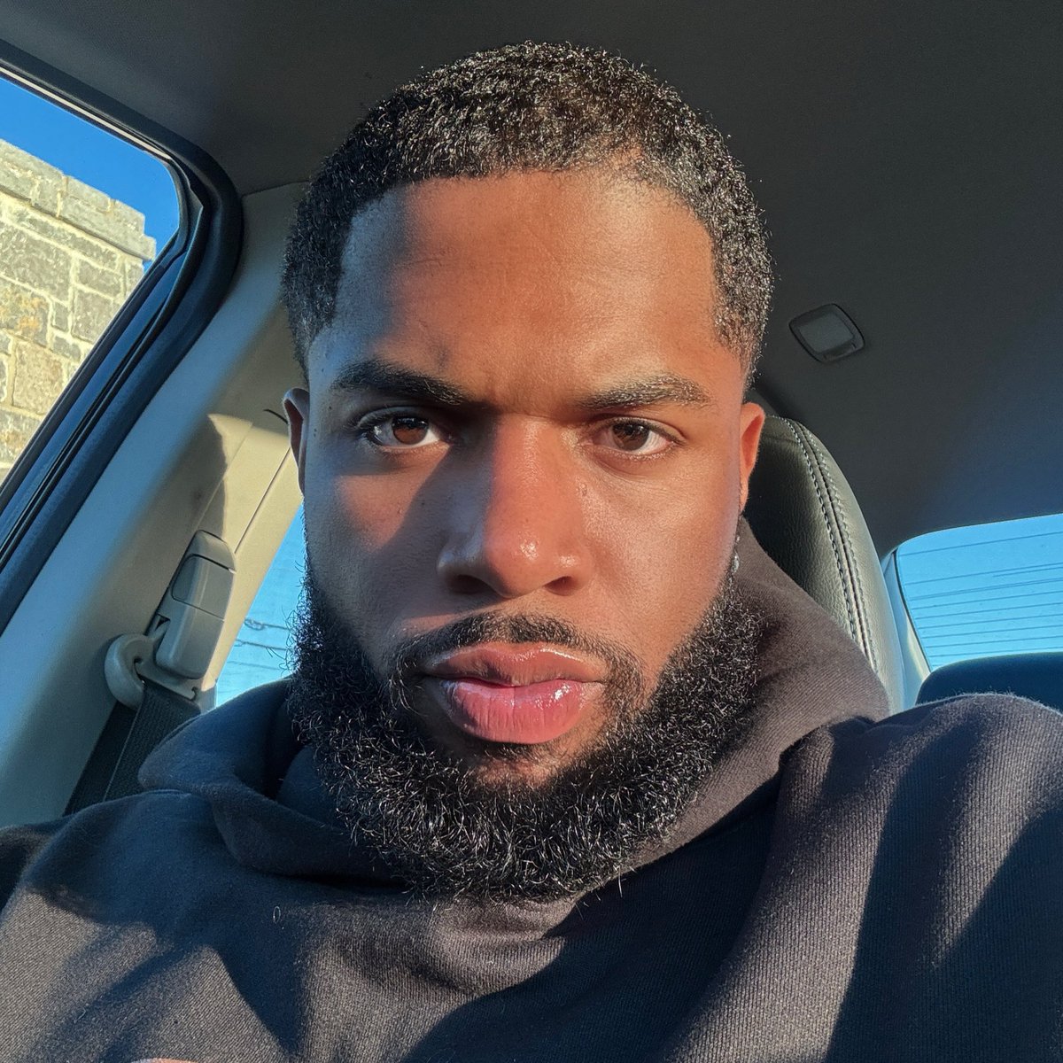 his Brown eyes tells his soul 🤎