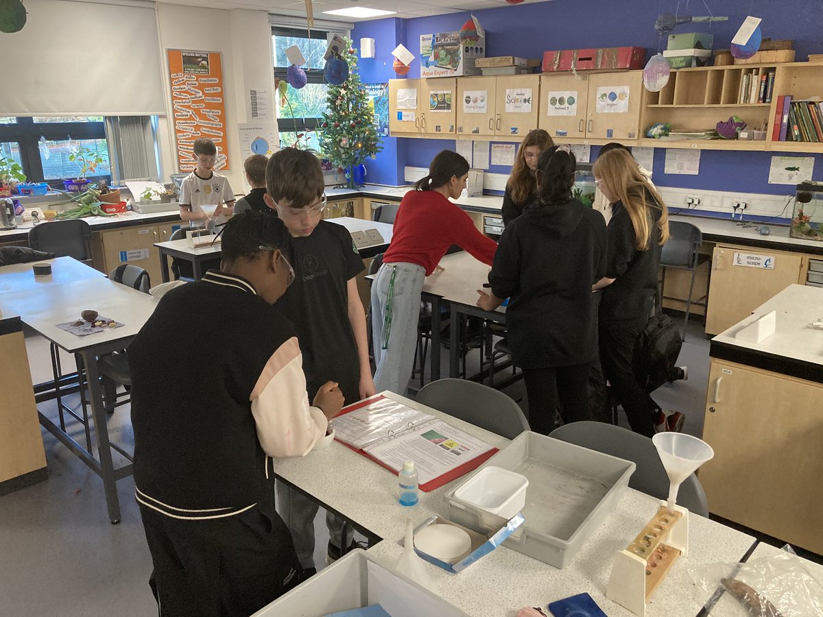 MillburnScience tweet media