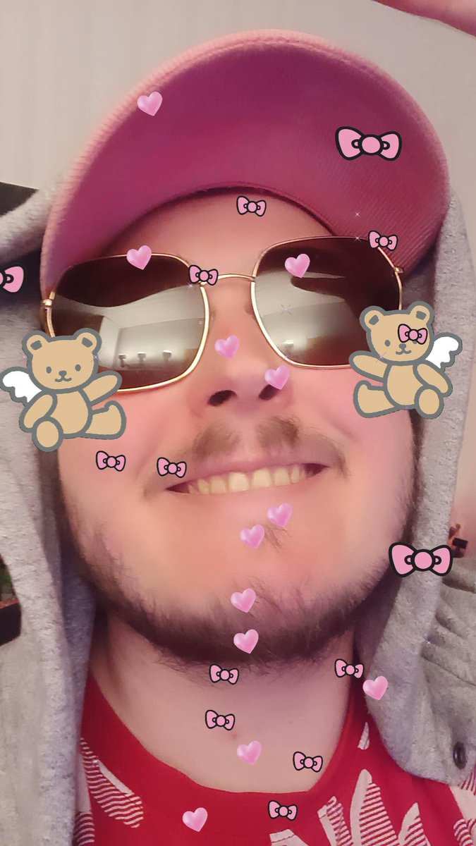 Loup_mp4 tweet media