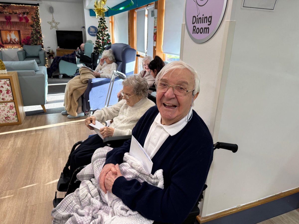 Park Mains English Department tweet media