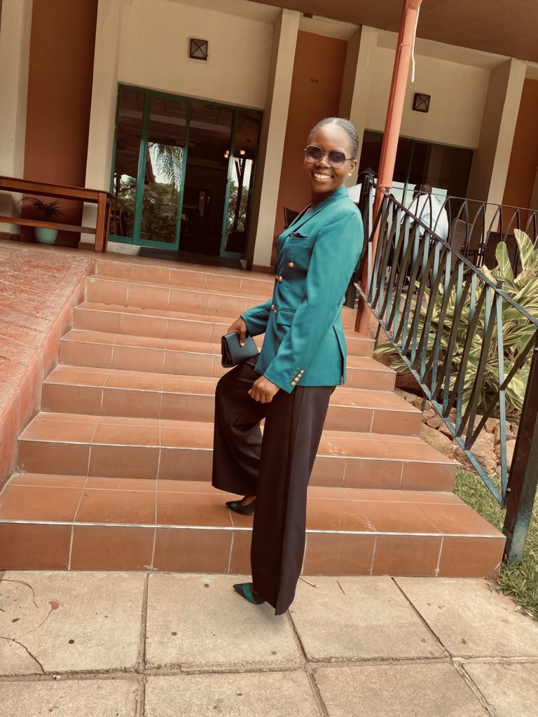 VikachaOfficial's tweet photo. 2 Shades of Green with a Black in Black ๐ค๐โฆ
Your event hostess reported for duty for the Citizen Journalists Graduation under the Speak Up Youth Projectโฆ ๐๐ค๐พThank you Alliance For Community Action @ZambiaAsks for trusting me with the job ๐๐พ๐
#youreventhostess
#VeeHostess https://t.co/GiAH2mHJpA