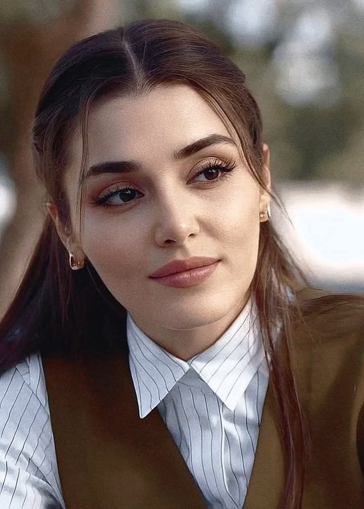 لا تشدنَّ وثاق الرِحال 
الشدة تمزق أمتن الحبال 
صواب الحكمة وطول البال
تُبلغ غاية المرام والمطلب تنال