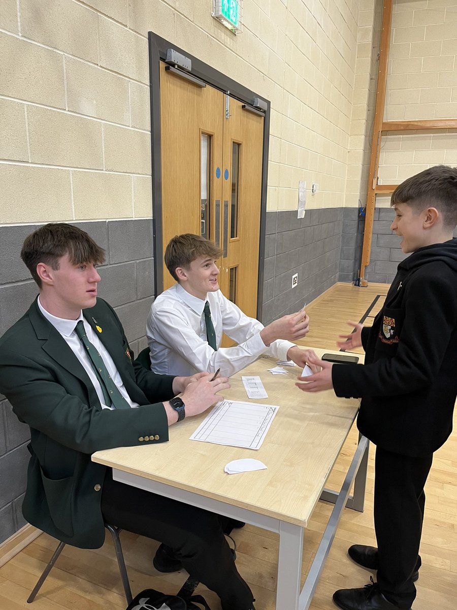 SUSGeog's tweet photo. Year 10 finished the term by participating in the Trade Game - an interactive workshop led by Christian Aid. It was an excellent way to finish our topic on International Development. 🌍 https://t.co/LY0aAd0IsE