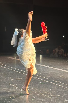 Jen Holsinger-Raybourn tweet media