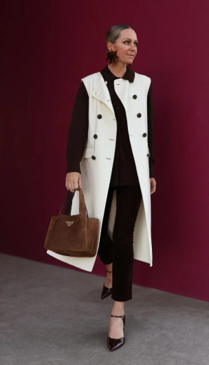 Micaelbeauful's tweet photo. 🤎 Outfit Details:

👖 Pants: Tuckernuck
🧥 Vest: Veronica Beard (on sale!)
🧶 Sweater: White + Warren
👠 Shoes: Tuckernuck
👜 Bag: Prada
✨ Earrings: Chefanie
#OOTD #Style #Fashion https://t.co/zambBd4C4E
