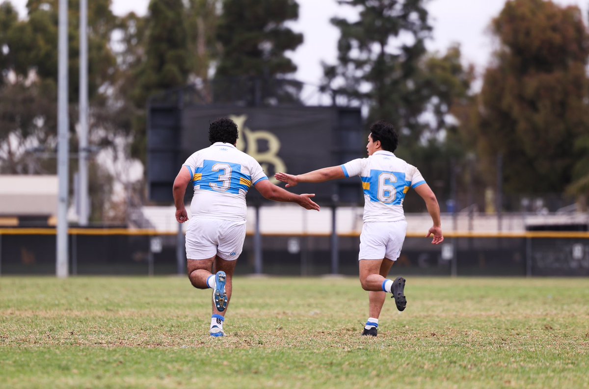 UCLA_RUGBY's tweet photo. “The strength of the team is each individual member. The strength of each member is the team.” 
– Phil Jackson 

Our preseason has been forged by building stronger and stronger connections as a squad #OneInAllIn #GoBruins #UCLARugby https://t.co/m7IvFwPRwP