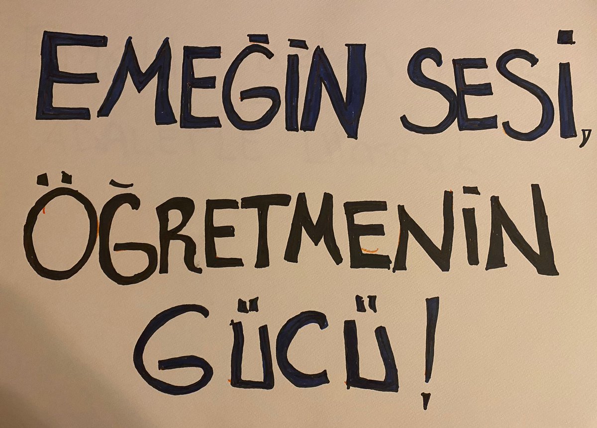 esra_h_g's tweet photo. Ben bu ülkenin evladı değil miyim?

#MülakatMağdurlarıBakanlıkta https://t.co/H4wgDxXYKE