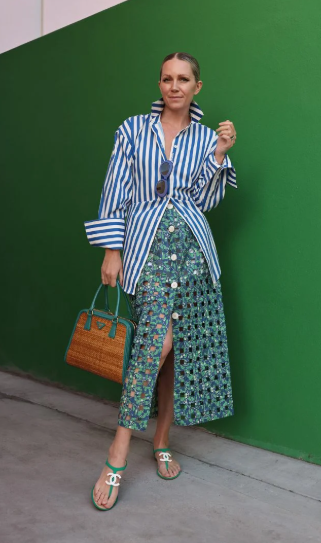 Micaelbeauful's tweet photo. 💚 Outfit Deets:

👕 Shirt: Simon Miller
👗 Skirt: Coco Shop
👡 Shoes: Chanel (love these!)
👜 Bag: Prada (found a white one here)
🕶 Sunglasses: Zara
#OOTD #Style #Fashion https://t.co/O6rtLtxrlU