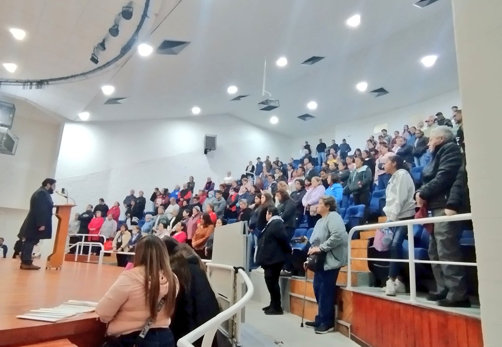 abpensil's tweet photo. El día de ayer tuvimos nuestra última Asamblea General de este año. Informando sobre cómo vamos y los pendientes.

Seguimos en la lucha por obtener una vivienda digna para nuestr@s compañer@s, vecin@s quienes confiaron en un Sr llamado Cristóbal Ramírez y ahora siguen con la Org. https://t.co/RONgfFVSVD