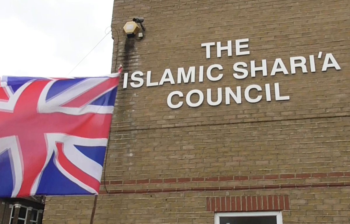 GoldingBF's tweet image. Britain First launched a campaign to expose the dozens of ‘Sharia Courts’ across the country. Then the Southport attack happened, and the riots kicked off. So we parked it. Maybe we should re-launch our campaign to expose them all?