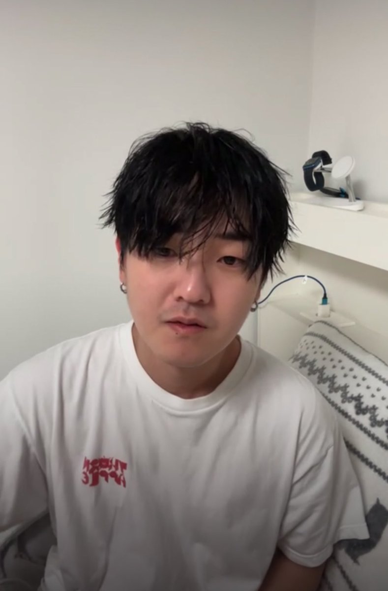 꼬순내나는거 가틈…