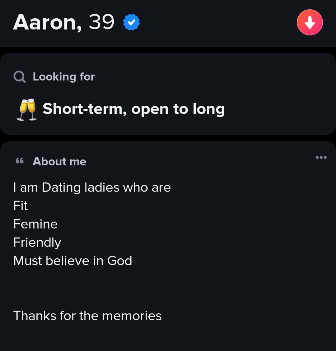 RuthyMcD's tweet image. Christmas Crackers 🎁🎄🙃

#singlelife #onlinedating #singlegirlproblems