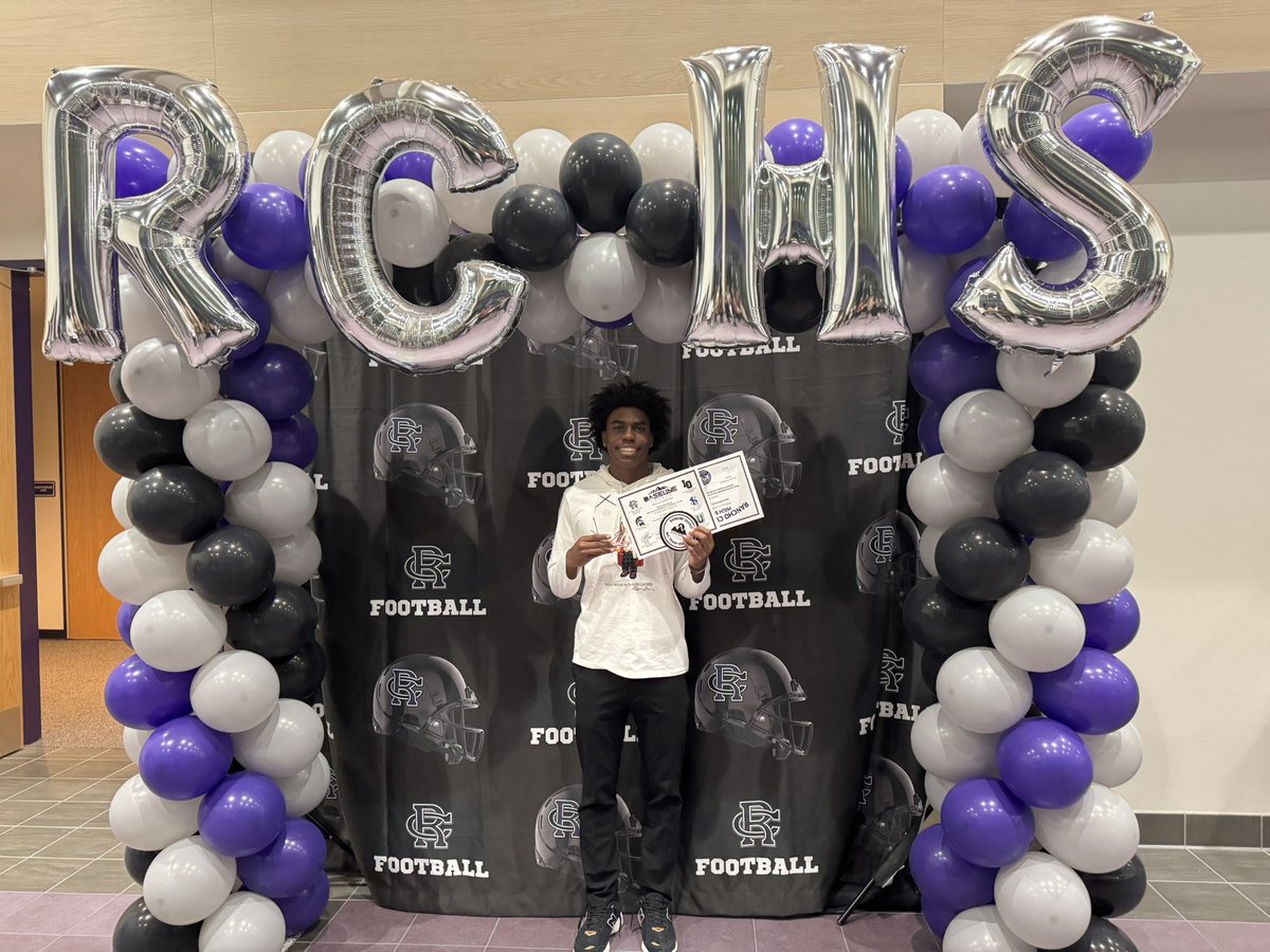Blessed to receive first team all league and receive the cougar award as Best student athlete by my peers! <a href="/RCHSCougarsFB/">RCHS Football</a>