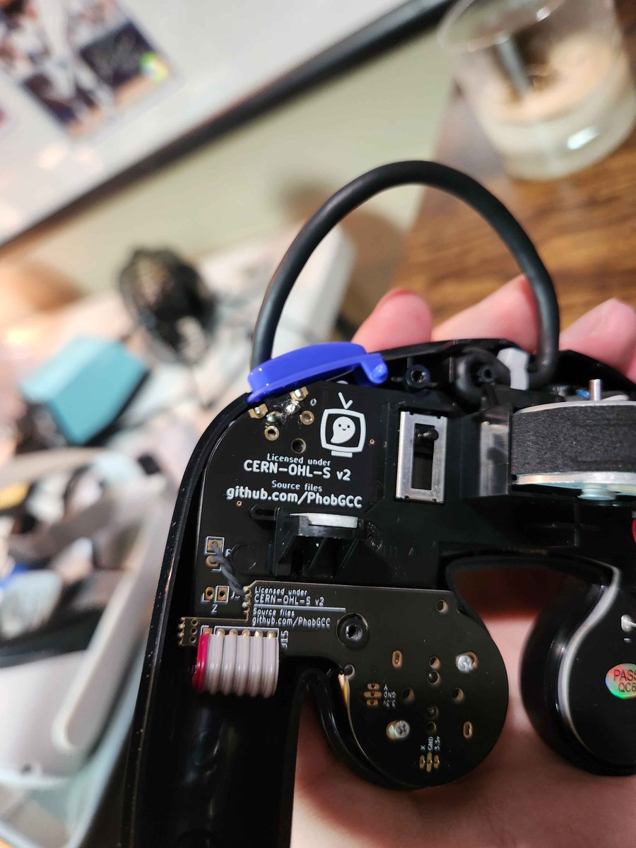 CONTROLLER GIVEAWAY!!!!!
Do you want to win this sexy ULT Black Phob 2.0.5 GCC???
To enter all you have to do is:
-Retweet this tweet!
-Vote for me at nouns.gg/rounds/launder……
-and then post a reply of you voting for me!
I will post the results after the voting on 12/22/2024