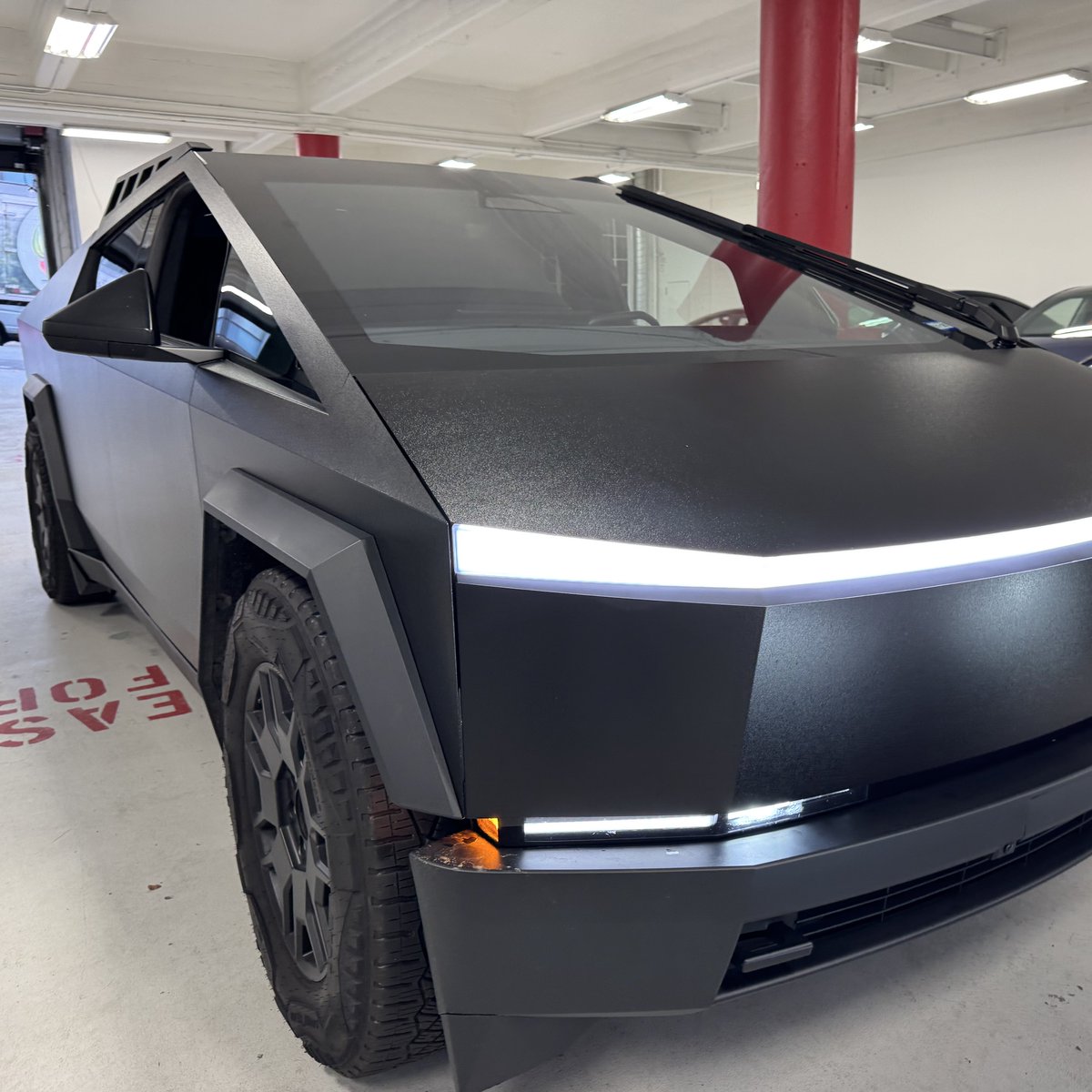 The Kilowatts 🚗⚡️ tweet media