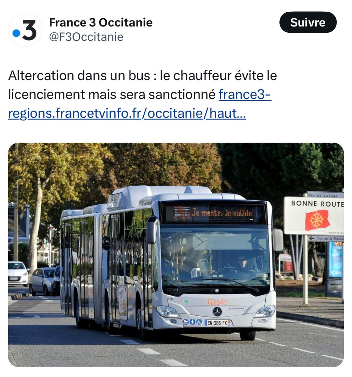 MarionMarechal's tweet image. C’est le monde à l’envers chez Tisséo.
Au lieu d’être félicité, le chauffeur de bus toulousain, contraint de rappeler à l’ordre une petite racaille qui l’insultait et le menaçait, a été suspendu.
Soutien à lui et à tous ses collègues qui travaillent dans une hostilité permanente.