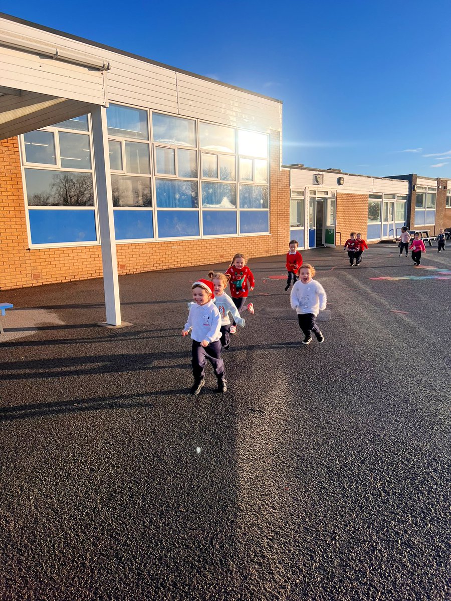 Holy Family Cronton Nursery and Reception tweet media