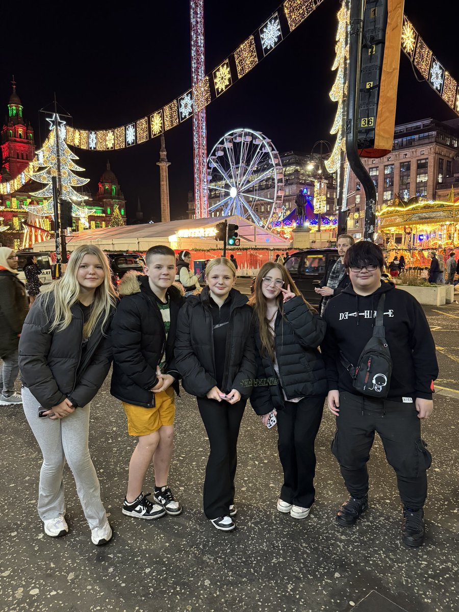 Amy Enable tweet media