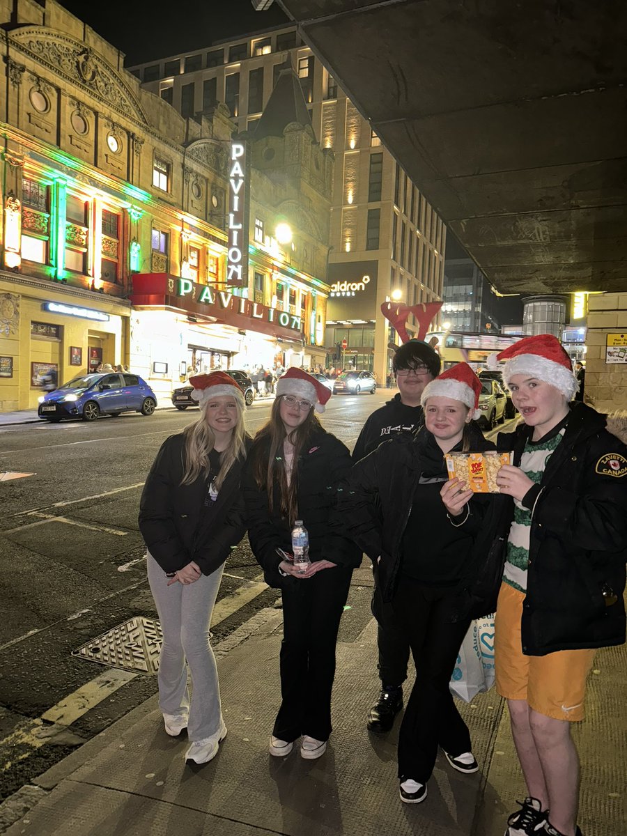 Amy Enable tweet media