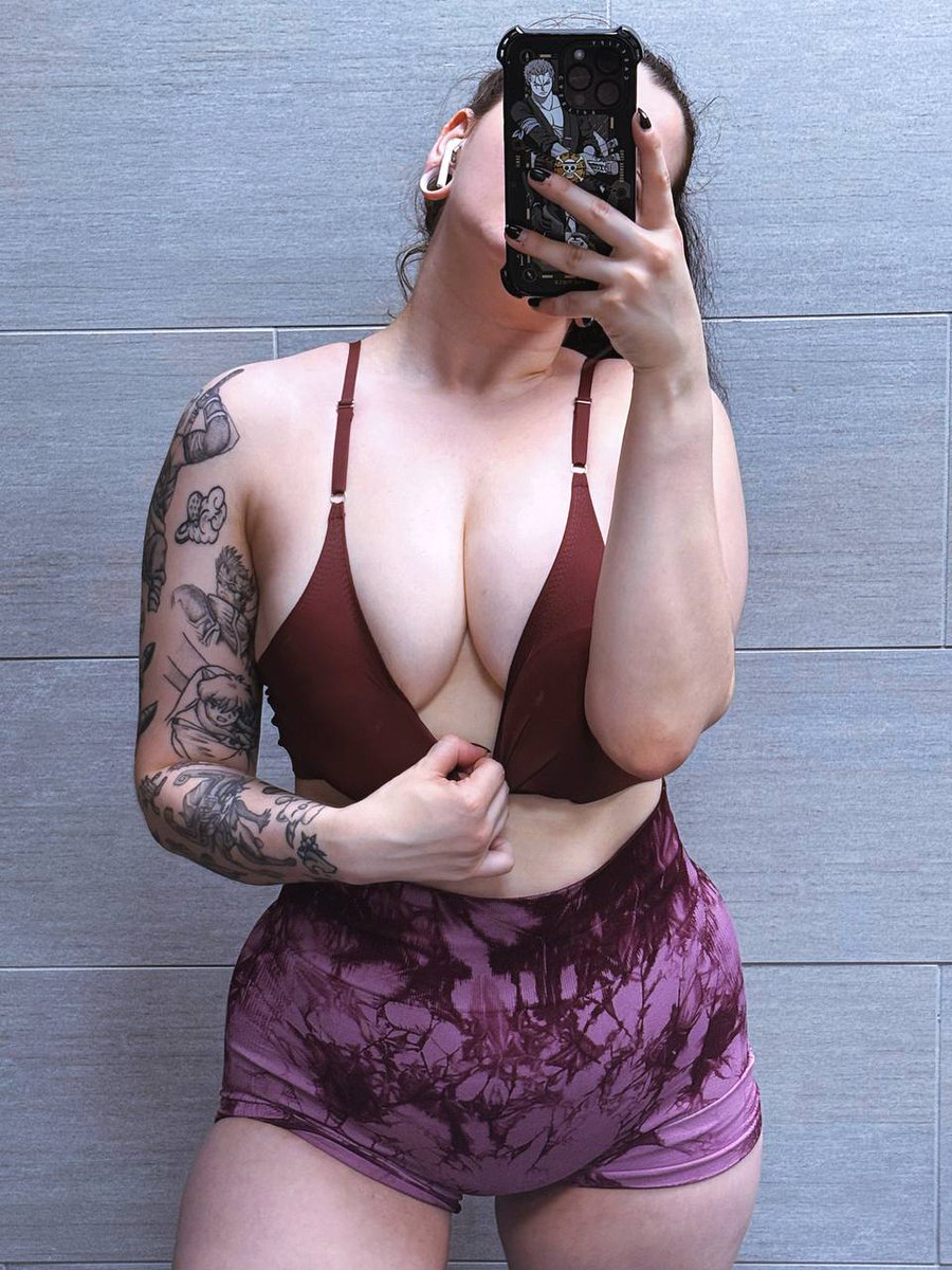 KarlaFer112's tweet photo. 🔥🔥🔥🔥

#Hot #Sigueme #RT #packs #comparte #pussy https://t.co/pCzRDjauaT