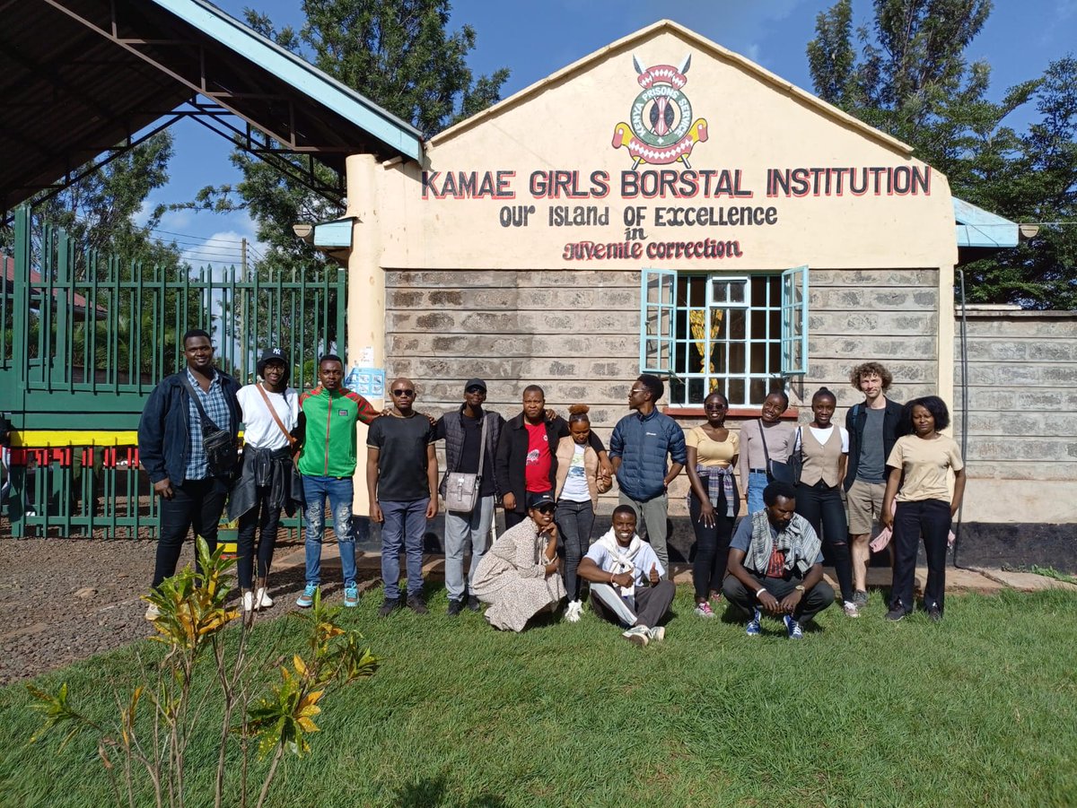 mukui_yvonne's tweet photo. Celebrating release of 5 girls at Kamae girls Juvenile Correctional Centre.
Proud of the progress of the girls' mental health and personal development.
Where I led as a Mental Health Facilitator and Assistant Program Lead Renewed Paths project at Kamiti prisons.
#reintergration https://t.co/I5aa1KRirF