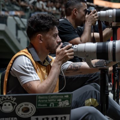 🎥🗞️ Negociações avançadas! A National Geographic está perto de fechar a contratação do fotógrafo Pedro Souza, destaque no Atlético-MG.