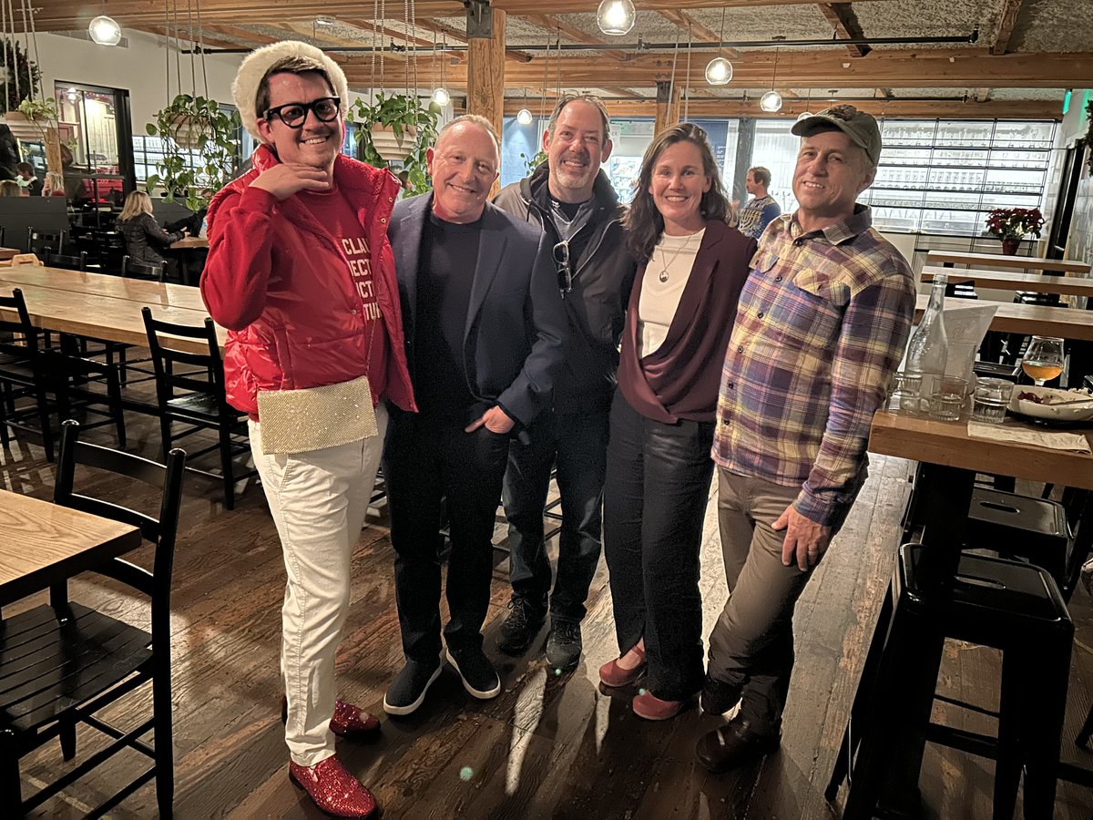 GoldenGateAFP's tweet image. A small but mighty group of nonprofit fundraisers gathered on Wednesday evening at Joinery in Sausalito for the last Marin Constellation meet-up of the year. The Marin Constellation returns in January, so stay tuned for announcements.