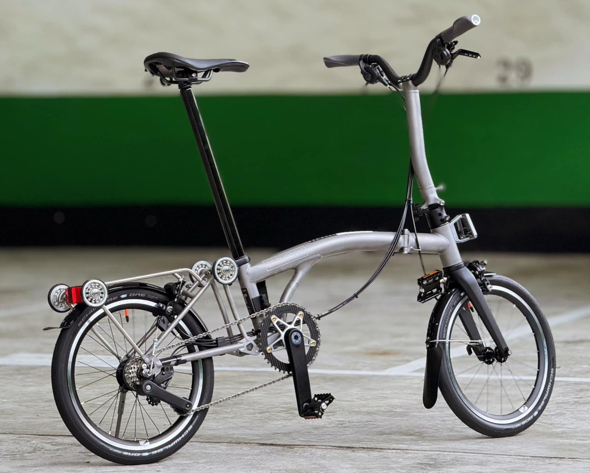 BIKEgangUK's tweet image. bikegang.store/TLine_Spider
Simple chainring size change solution for Brompton T Line (H&amp;amp;H)
credit: 香港 Brompton「精」改社 ( bikegang.store/3ls7hg )
#BIKEgangStore #BIKEgang #BromptonLife #BromptonMODs #BromptonSociety #MyBrompton #BromptonWorldTravellers