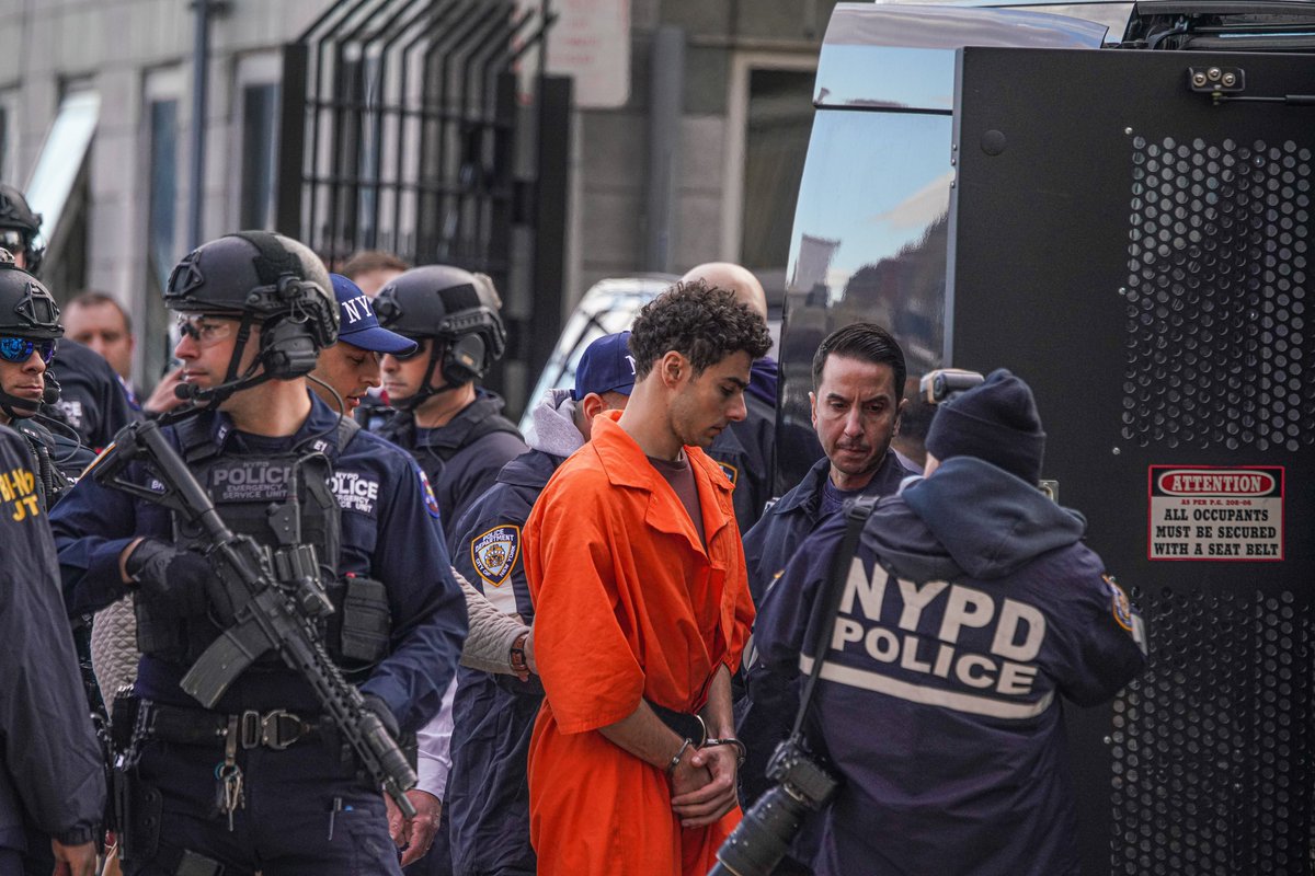 Dean_Moses's tweet image. Luigi Mangione, the alleged Midtown assassin accused of fatally shooting UnitedHealthcare CEO Brian Thompson in front of a hotel earlier this month, returned to New York Thursday to face arraignment on federal murder charges.