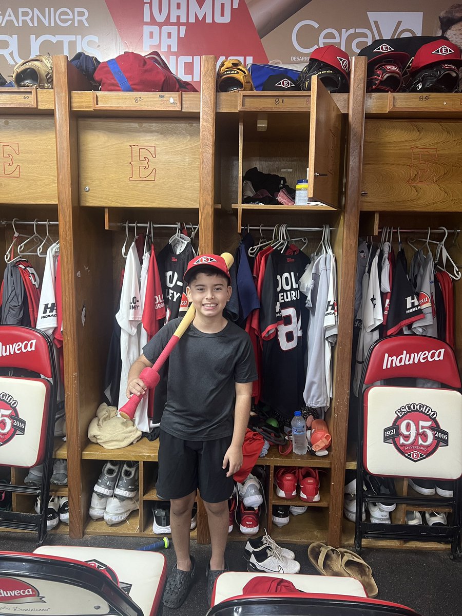 Carlos teller tweet media