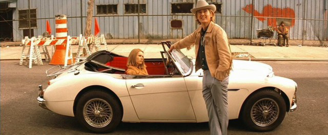 TheCinesthetic's tweet photo. The Royal Tenenbaums (2001) Dir. Wes Anderson https://t.co/GYEeW7Arrk
