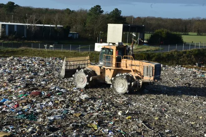larep_fr's tweet image. Où iront les déchets des habitants de #Gien après juillet 2025 ? #Loiret
➡️larep.fr/gien-45500/act…