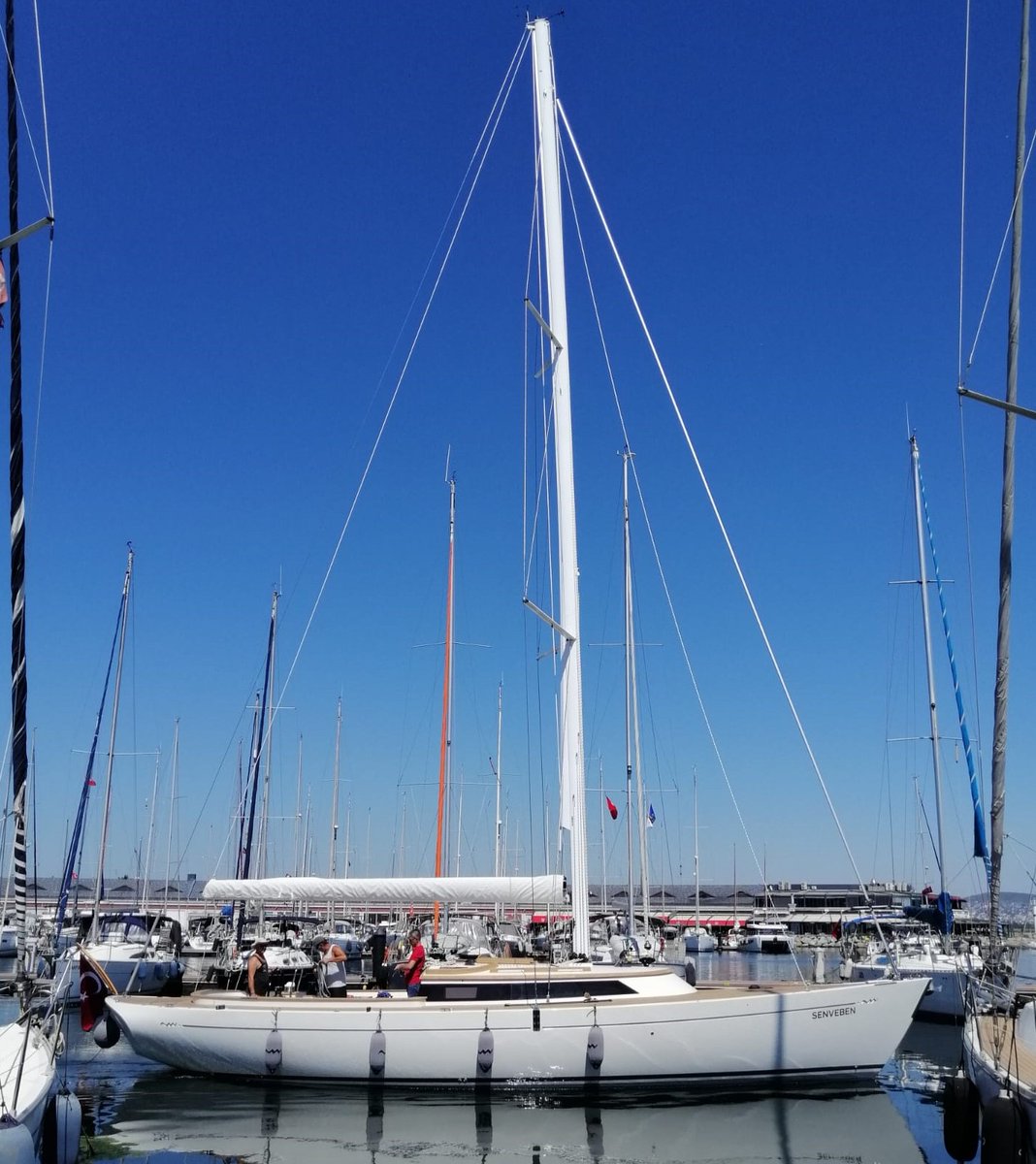 Barbaros Boat Building combines classic design with modern performance. Built with high-quality materials such as WEST SYSTEM® Epoxy, it’s designed to last. 💪⏳ 

#westsystemepoxy #boatbuilding #grpboat