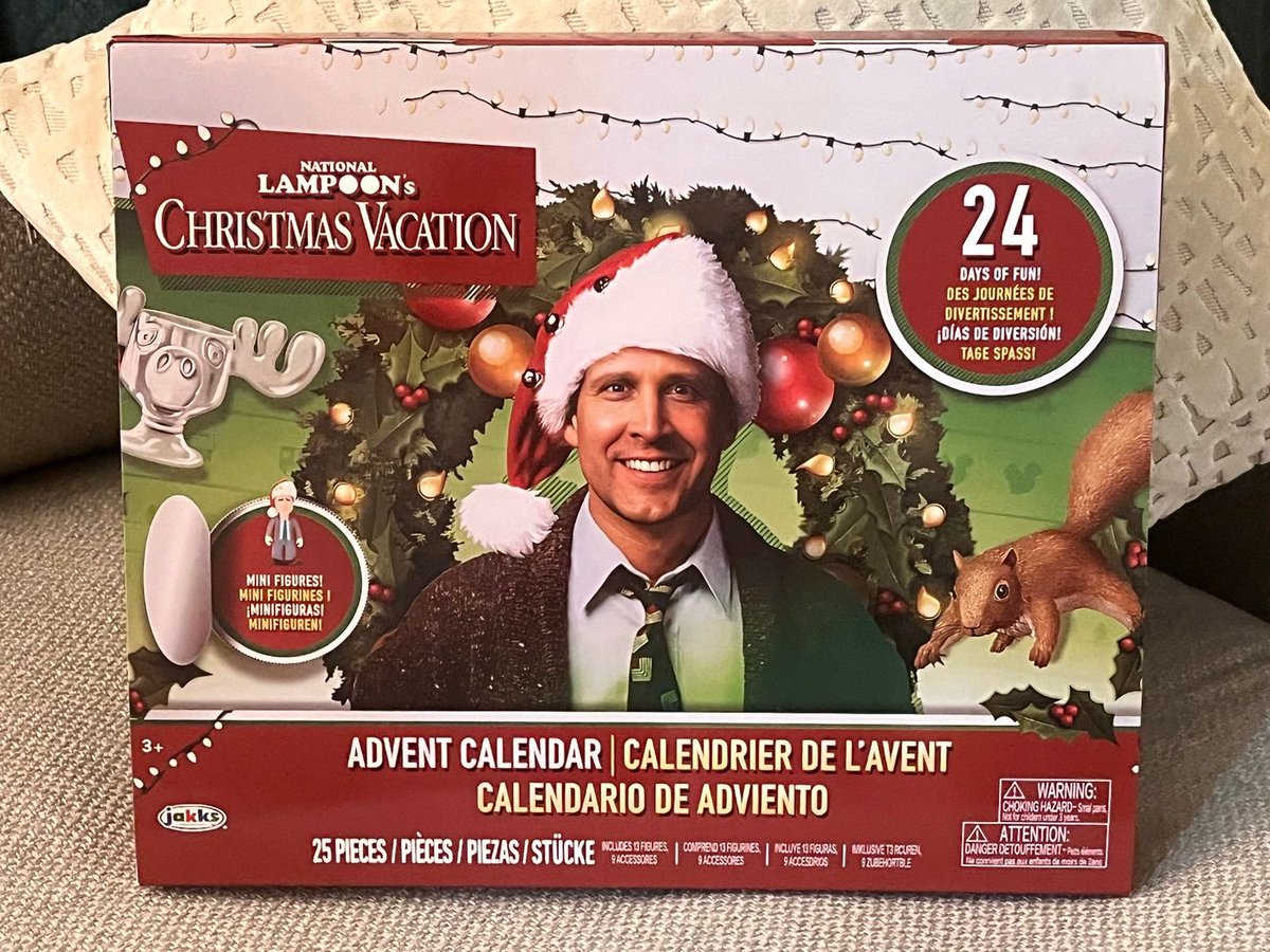 ETimsNet's tweet photo. Day 19 of Lampoons Advent!
#grizwold #SayGrace https://t.co/oDmROpAW8g